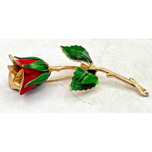 Vintage Signed Giovanni Rose Pin Brooch Gold Red & Green Leaves Enamel EUC‎ - Picture 5 of 15